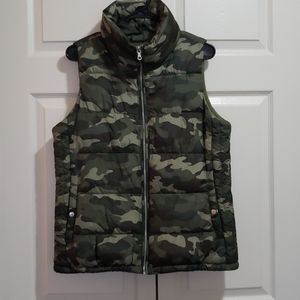 Camouflage Bubble Vest
